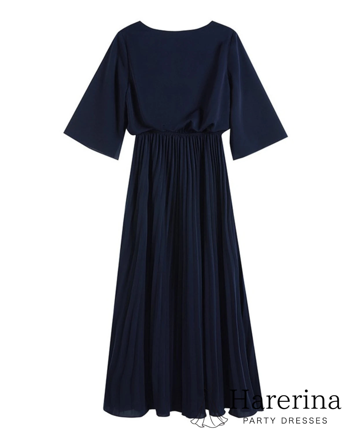 ネイビーのエレガントプリーツワンピースを背面から撮影した商品単体写真
